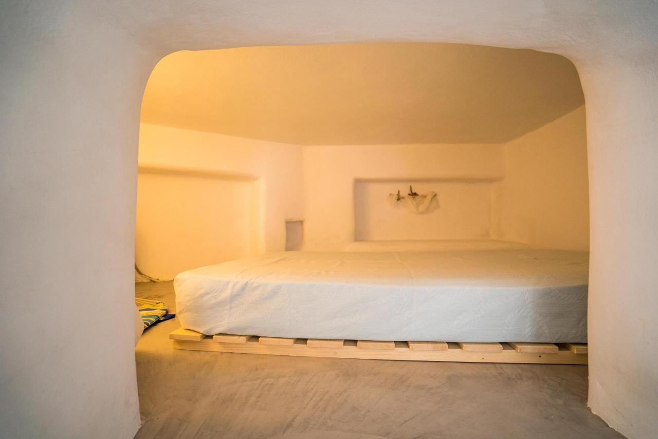 Plori Studios And Apartments ايجيلي المظهر الخارجي الصورة