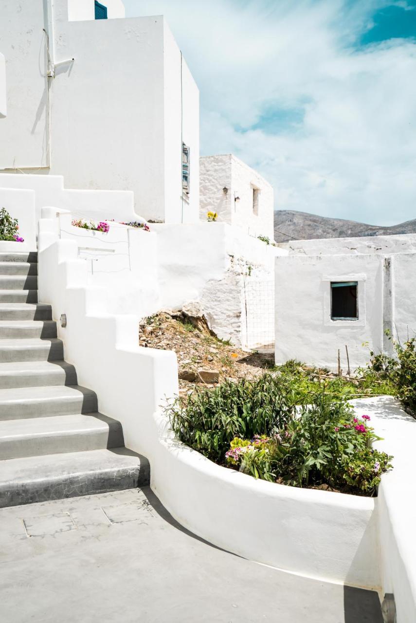 Plori Studios And Apartments ايجيلي المظهر الخارجي الصورة