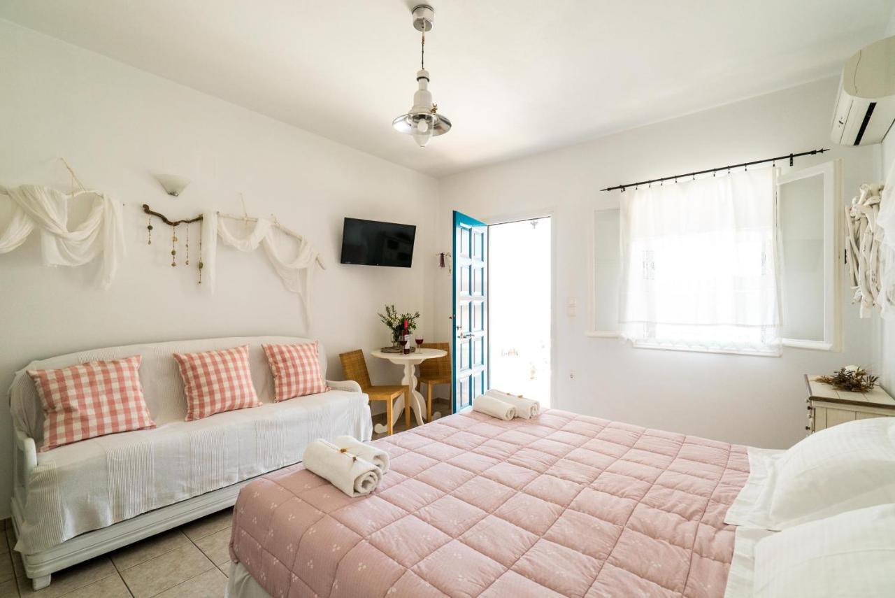 Plori Studios And Apartments ايجيلي المظهر الخارجي الصورة